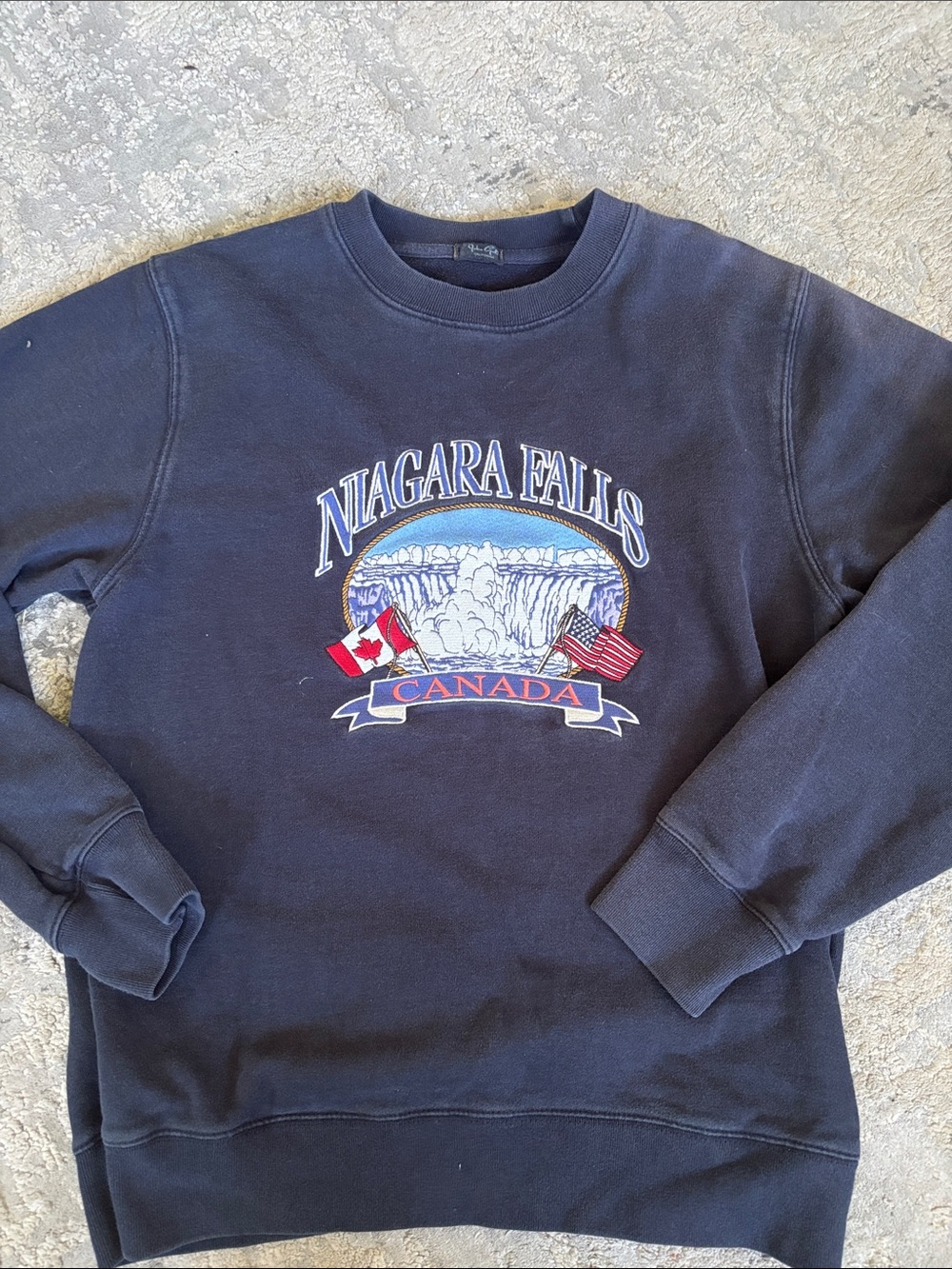 Brandy Melville John Galt Navy Niagara Falls Canada Graphic Crewneck